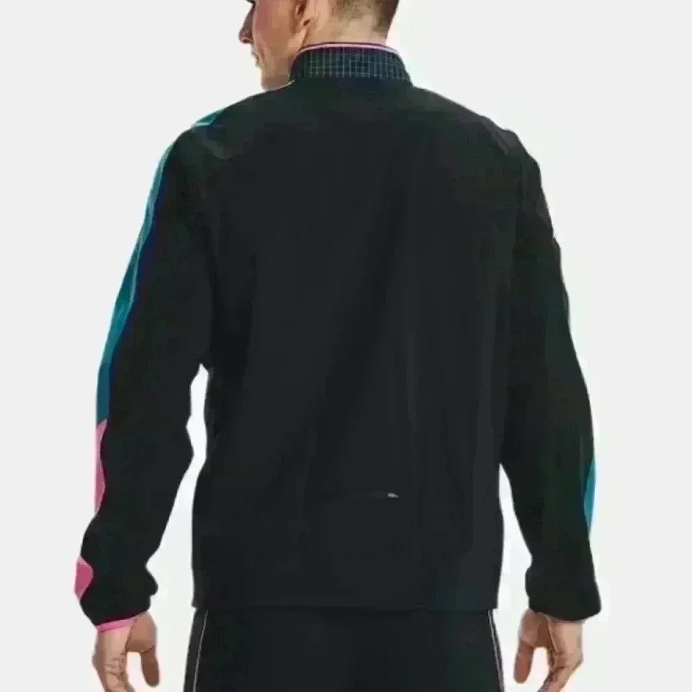 Under Armour Windbreaker - Picture 4 of 9